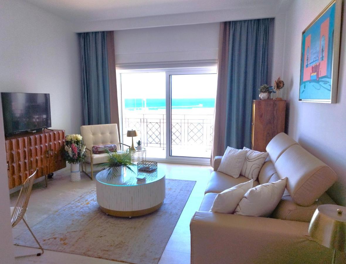 Potato Beach Apartment At Beach Front & Sea View Лагос Екстериор снимка
